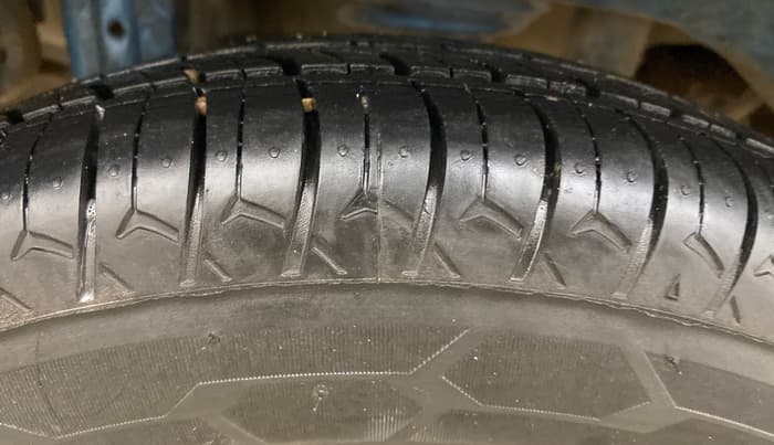 2016 Maruti Alto 800 LXI, Petrol, Manual, 79,044 km, Right Rear Tyre Tread