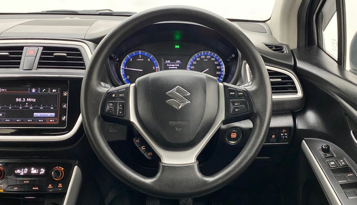 2016 Maruti S Cross ZETA 1.3, Diesel, Manual, 69,577 km, Steering Wheel Close Up