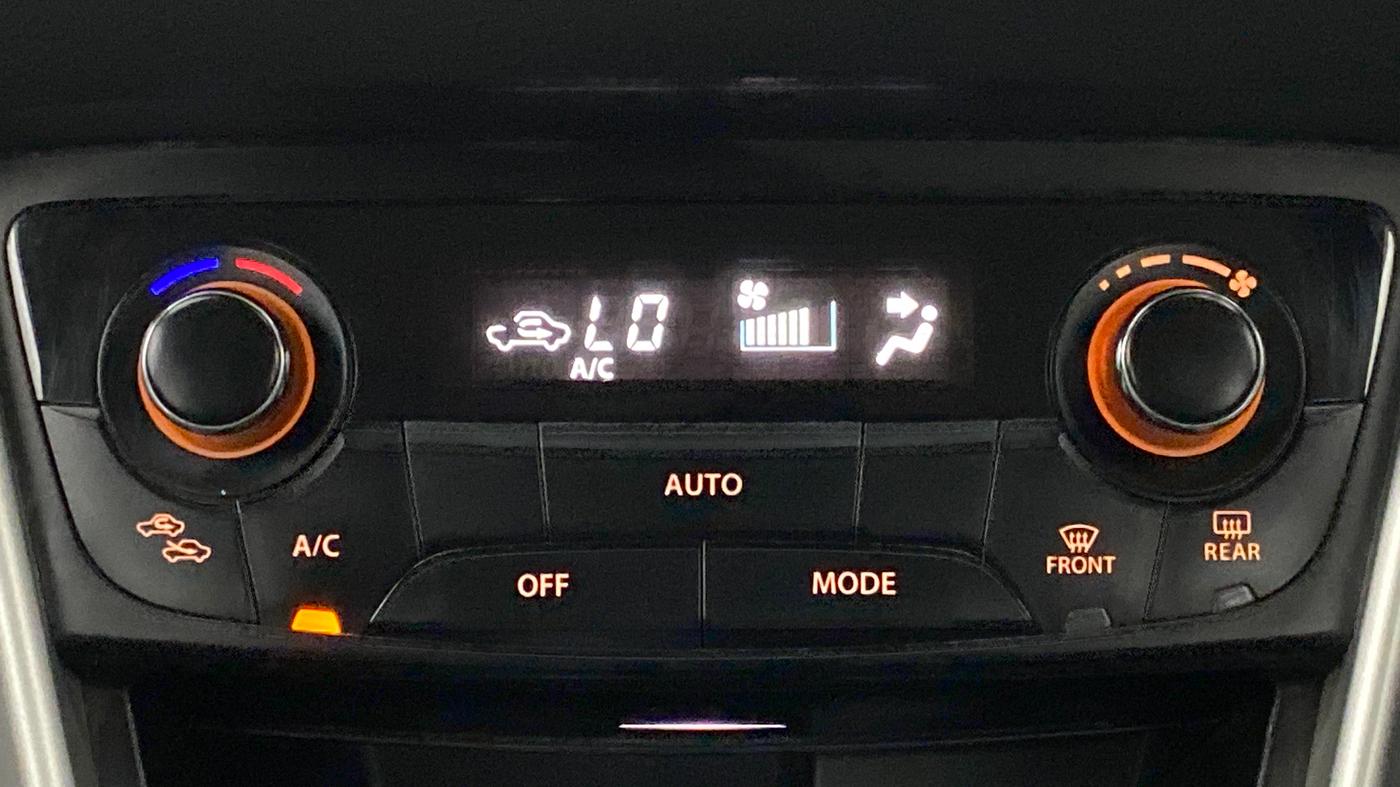 2016 Maruti S Cross ZETA 1.3, Diesel, Manual, 69,577 km, Automatic Climate Control