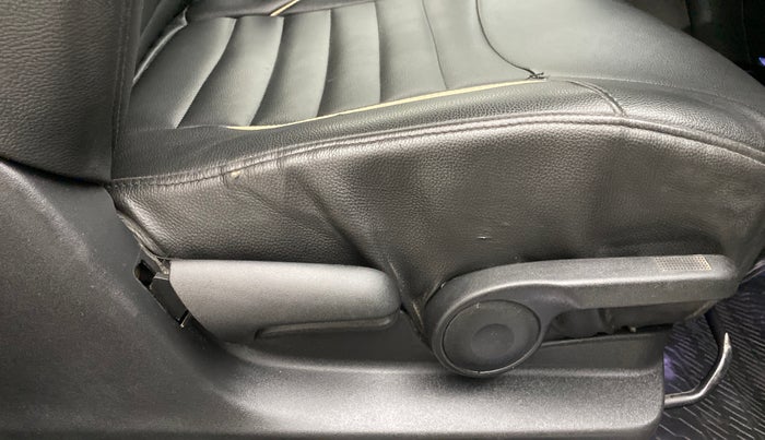 2016 Maruti S Cross ZETA 1.3, Diesel, Manual, 69,577 km, Driver Side Adjustment Panel