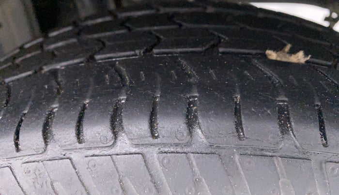2018 Maruti Alto K10 VXI P, Petrol, Manual, 31,018 km, Left Rear Tyre Tread