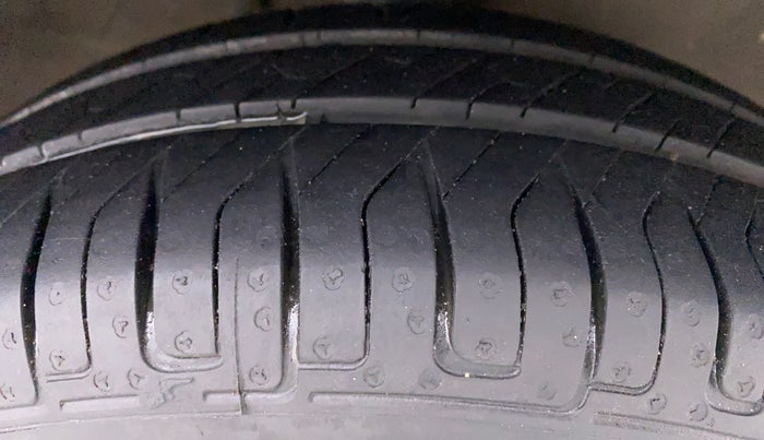 2018 Maruti Alto K10 VXI P, Petrol, Manual, 31,018 km, Right Front Tyre Tread