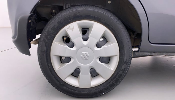 2018 Maruti Alto K10 VXI P, Petrol, Manual, 31,018 km, Right Rear Wheel