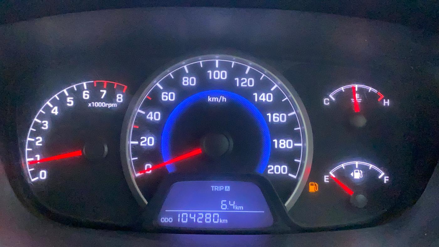 2014 Hyundai Grand i10 MAGNA 1.2 KAPPA VTVT, Petrol, Manual, 1,04,279 km, Odometer Image