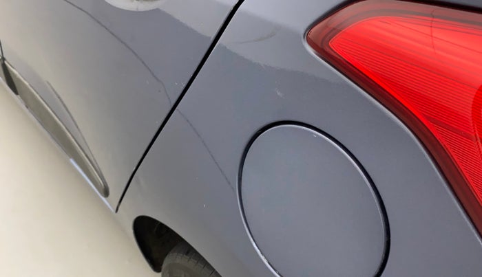 2014 Hyundai Grand i10 MAGNA 1.2 KAPPA VTVT, Petrol, Manual, 1,04,279 km, Left quarter panel - Minor scratches