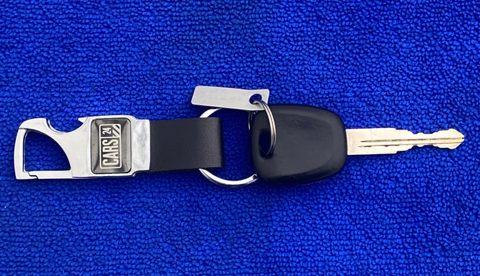 2019 Maruti Celerio VXI CNG D, CNG, Manual, 49,066 km, Key Close Up