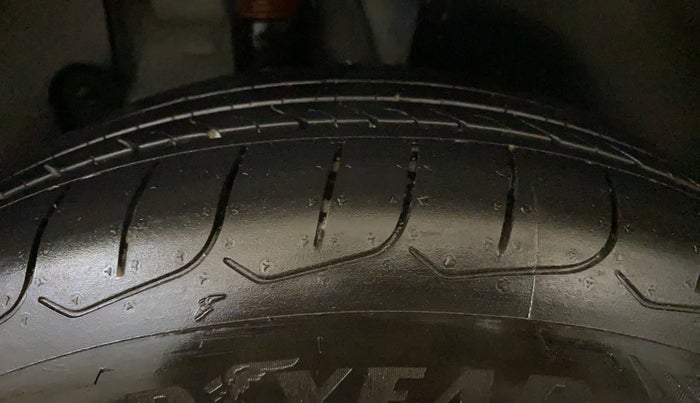 2025 KIA SELTOS HTK (O), Petrol, Manual, 2,460 km, Right Rear Tyre Tread