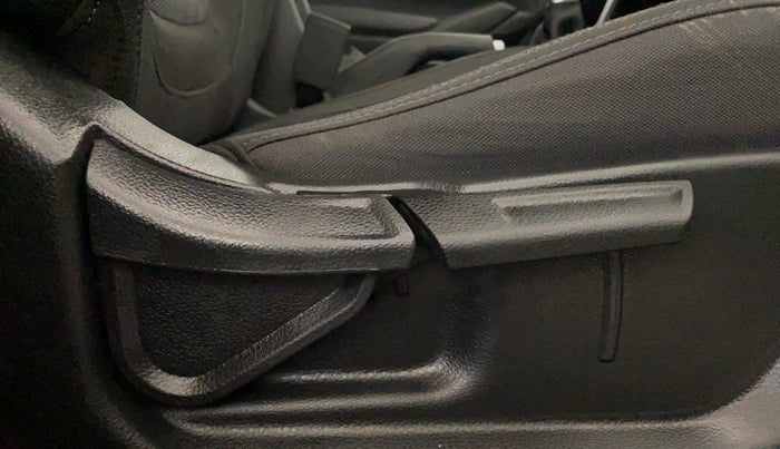 2025 KIA SELTOS HTK (O), Petrol, Manual, 2,460 km, Driver Side Adjustment Panel