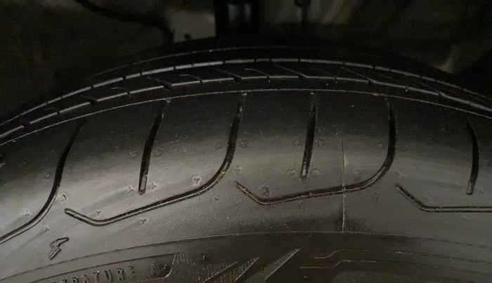 2025 KIA SELTOS HTK (O), Petrol, Manual, 2,460 km, Right Front Tyre Tread