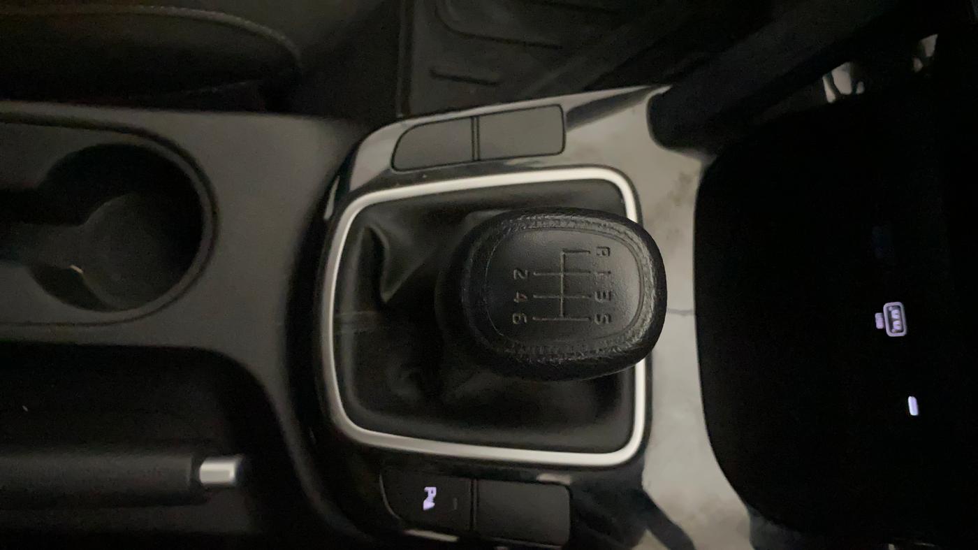 2025 KIA SELTOS HTK (O), Petrol, Manual, 2,523 km, Gear Lever