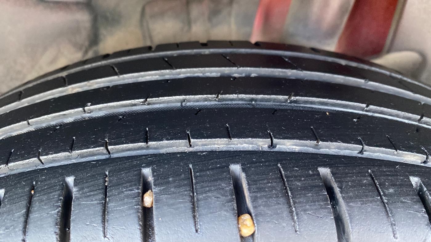 2021 Maruti Swift ZXI PLUS, Petrol, Manual, 38,946 km, Left Rear Tyre Tread