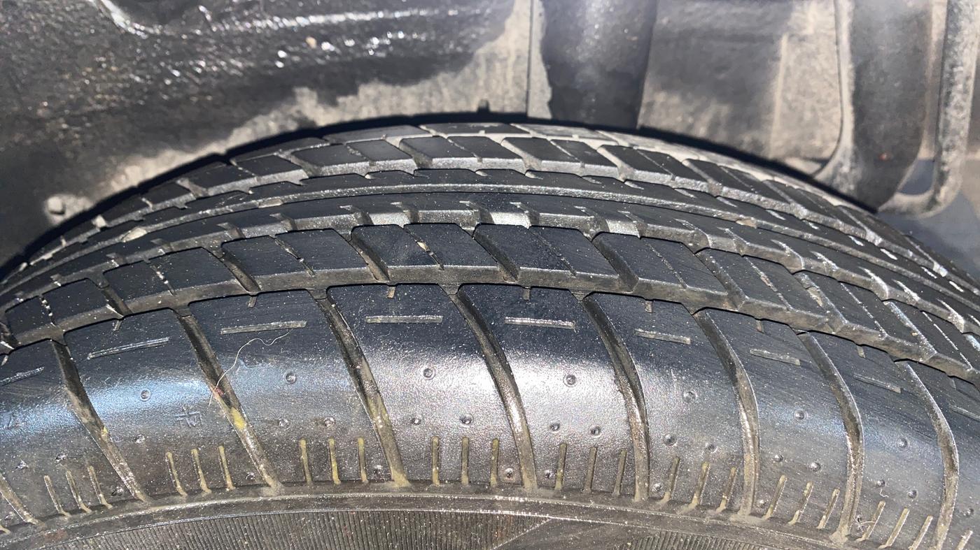 2017 Maruti Celerio LXI, Petrol, Manual, 5,301 km, Left Rear Tyre Tread