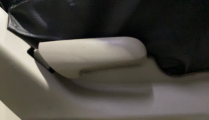 2017 Maruti Celerio LXI, Petrol, Manual, 5,301 km, Driver Side Adjustment Panel