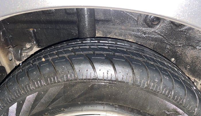 2017 Maruti Celerio LXI, Petrol, Manual, 5,301 km, Right Rear Tyre Tread