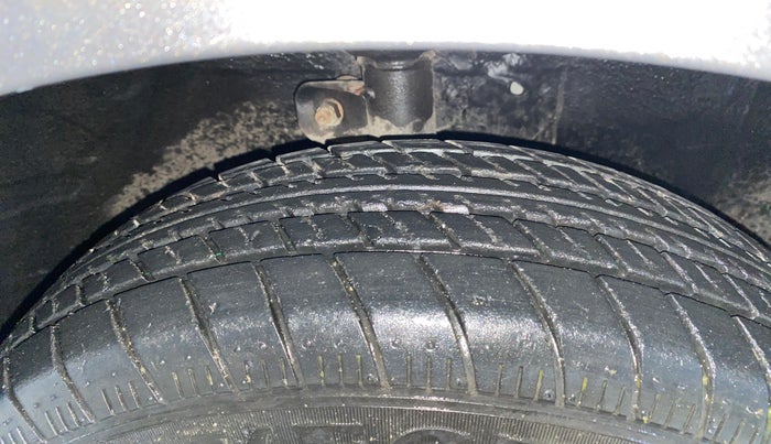 2017 Maruti Celerio LXI, Petrol, Manual, 5,301 km, Right Front Tyre Tread