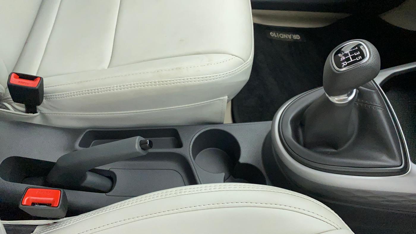 2022 Hyundai GRAND I10 NIOS SPORTZ CNG MT, CNG, Manual, 1,648 km, Gear Lever