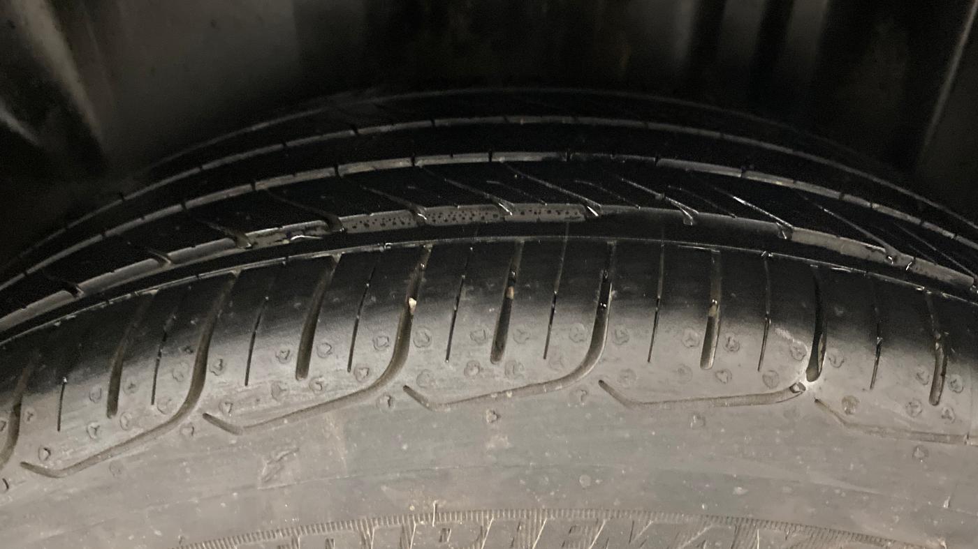 2019 Skoda Rapid STYLE 1.6 MPI, Petrol, Manual, 56,990 km, Left Rear Tyre Tread