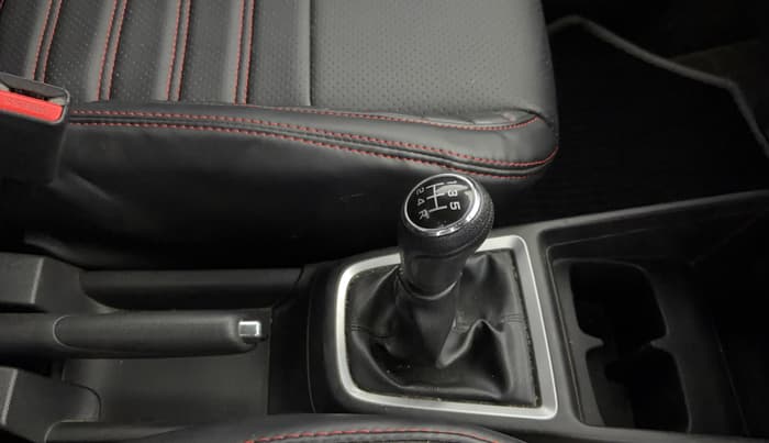 2018 Maruti Swift VXI, Petrol, Manual, 42,495 km, Gear Lever
