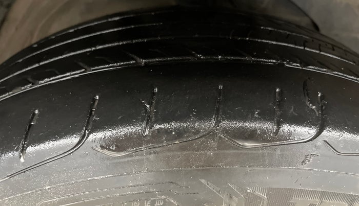 2020 MG HECTOR SHARP HYBRID 1.5 PETROL, Petrol, Manual, 78,880 km, Right Front Tyre Tread