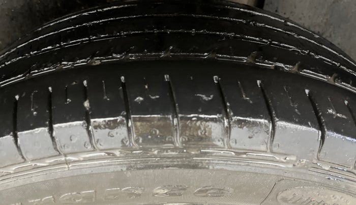 2020 MG HECTOR SHARP HYBRID 1.5 PETROL, Petrol, Manual, 78,880 km, Left Rear Tyre Tread