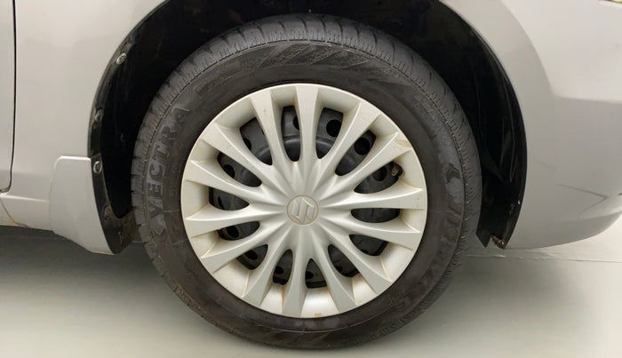 2014 Maruti Ciaz VXI+, Petrol, Manual, 62,310 km, Right Front Wheel