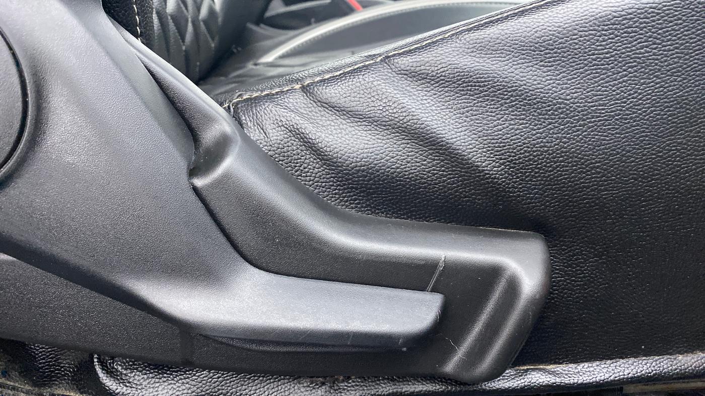 2018 Maruti Baleno DELTA 1.2 K12, Petrol, Manual, 69,298 km, Driver Side Adjustment Panel