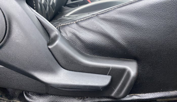 2018 Maruti Baleno DELTA 1.2 K12, Petrol, Manual, 69,298 km, Driver Side Adjustment Panel