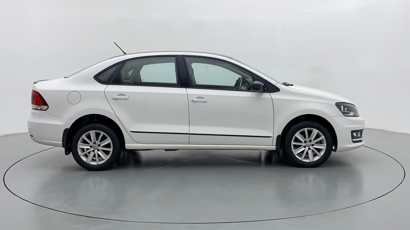 2016 Volkswagen Vento HIGHLINE PETROL, Petrol, Manual, 20,777 km, Right Side