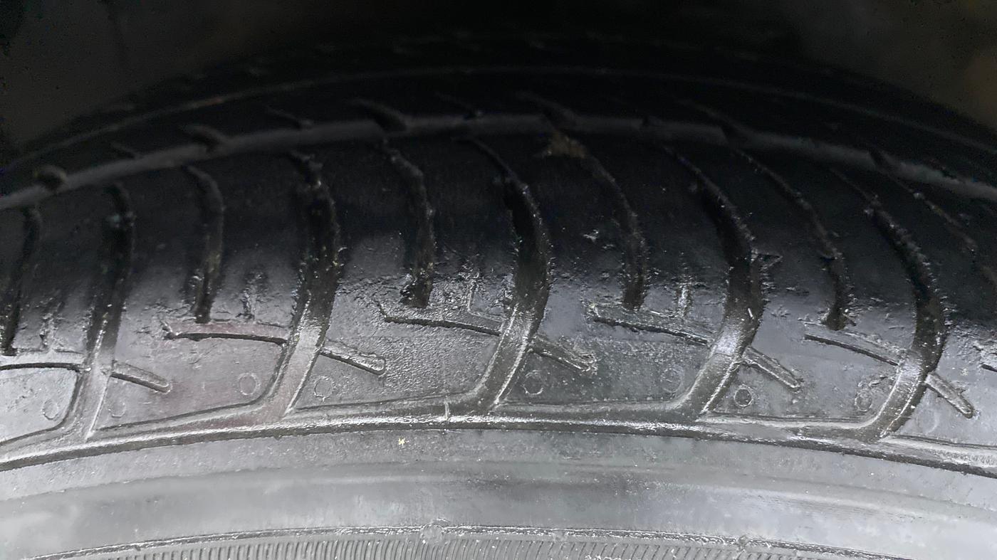 2018 Maruti Celerio X ZXI OPT AMT, Petrol, Automatic, 28,199 km, Left Front Tyre Tread