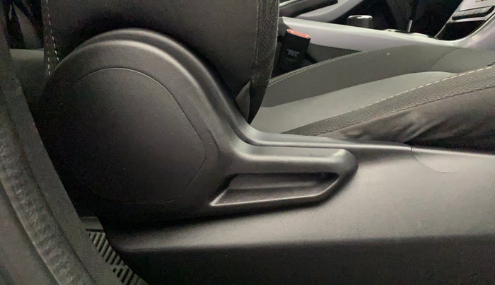 2023 Tata NEXON XMA PETROL, Petrol, Automatic, 30,820 km, Driver Side Adjustment Panel