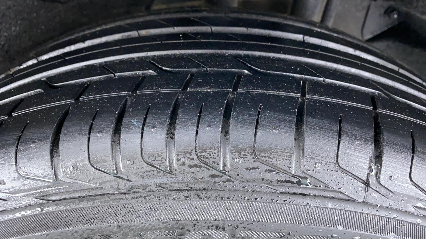 2019 Tata NEXON XZA+ 1.5, Diesel, Automatic, 24,520 km, Left Rear Tyre Tread