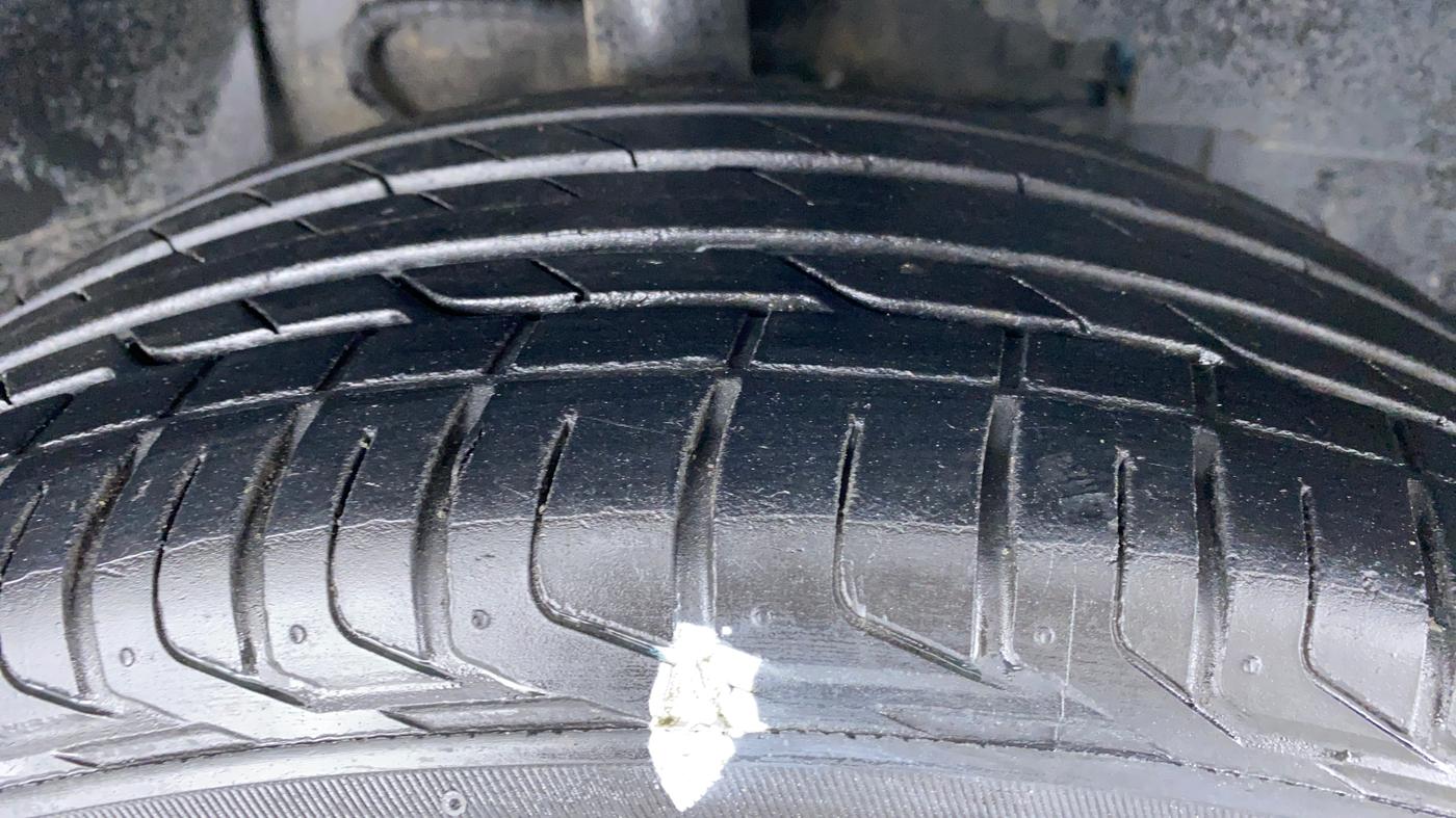 2019 Tata NEXON XZA+ 1.5, Diesel, Automatic, 24,520 km, Right Front Tyre Tread