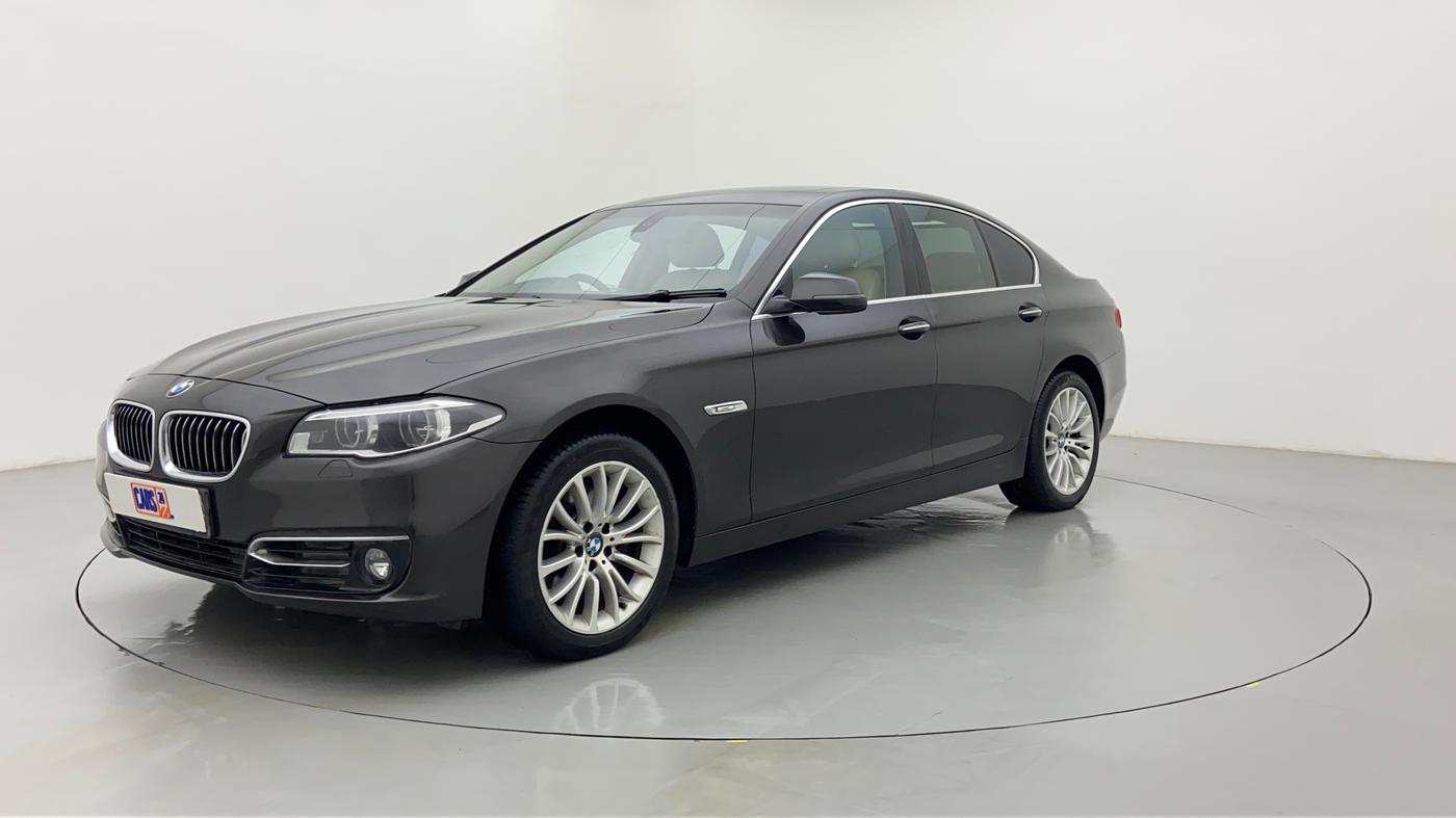 2015 BMW 5 Series 520D LUXURY LINE, Diesel, Automatic, 82,579 km, Left Front Diagonal (45- Degree) View