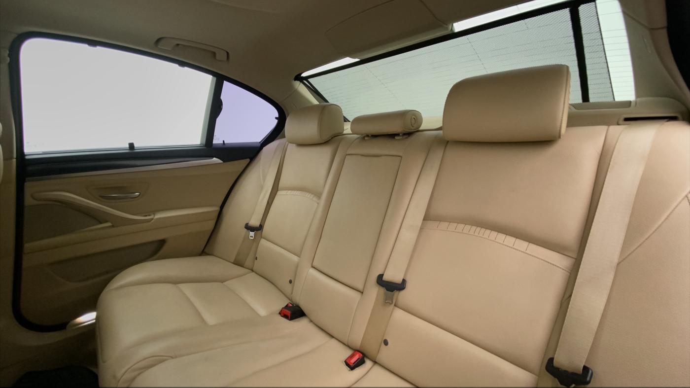 2015 BMW 5 Series 520D LUXURY LINE, Diesel, Automatic, 82,579 km, Right Side Door Cabin View