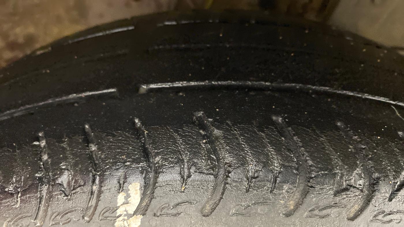 2018 Honda Amaze 1.2 V CVT I VTEC, Petrol, Automatic, 54,792 km, Right Front Tyre Tread
