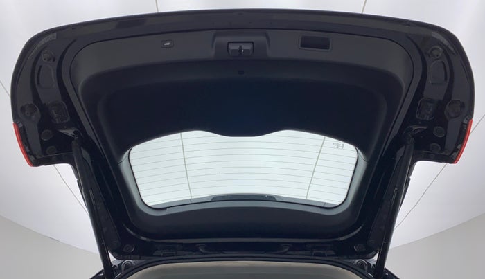 2020 MG HECTOR SHARP DCT PETROL, Petrol, Automatic, 39,457 km, Boot Door Open