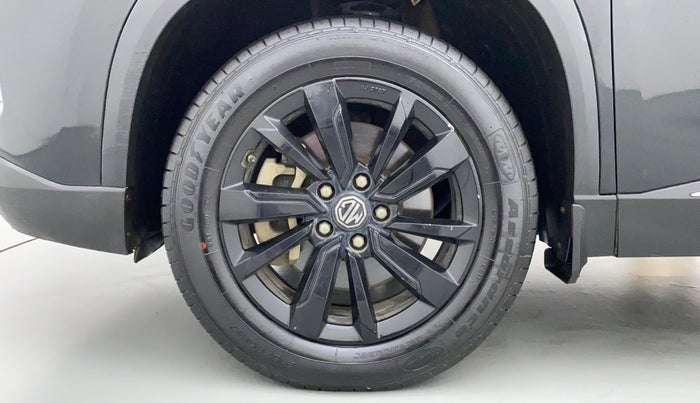 2020 MG HECTOR SHARP DCT PETROL, Petrol, Automatic, 39,457 km, Left Front Wheel