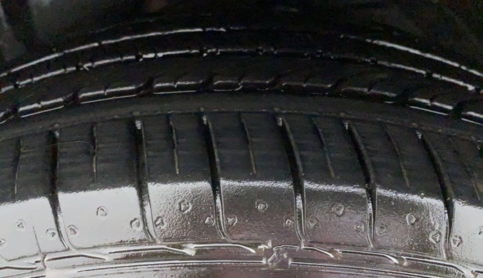 2020 MG HECTOR SHARP DCT PETROL, Petrol, Automatic, 39,457 km, Left Front Tyre Tread