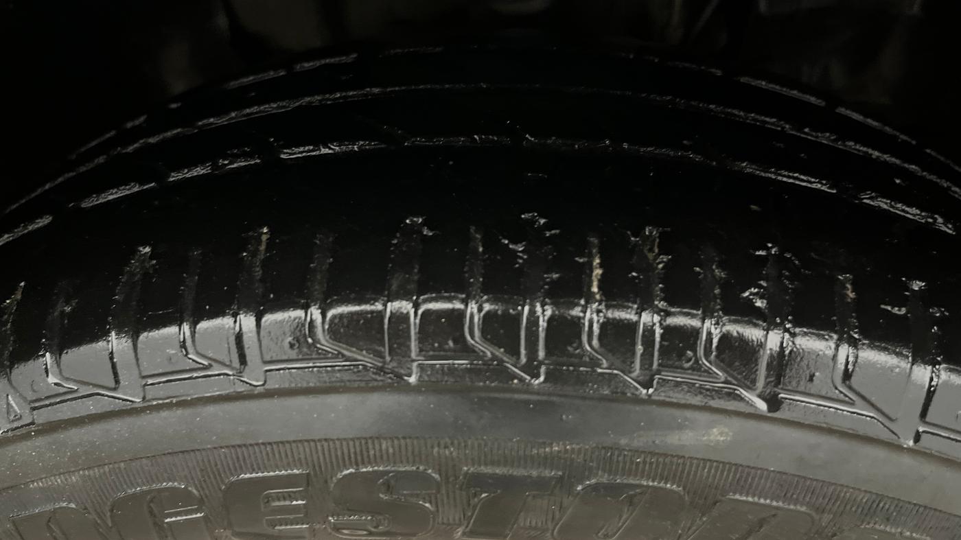 2022 Tata TIGOR XZ PLUS CNG, CNG, Manual, 52,658 km, Right Front Tyre Tread