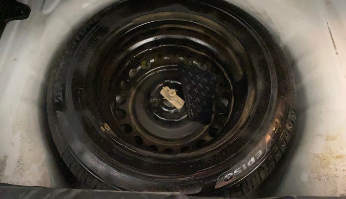 2023 Hyundai NEW I20 ASTA 1.2 MT, Petrol, Manual, 33,670 km, Spare Tyre