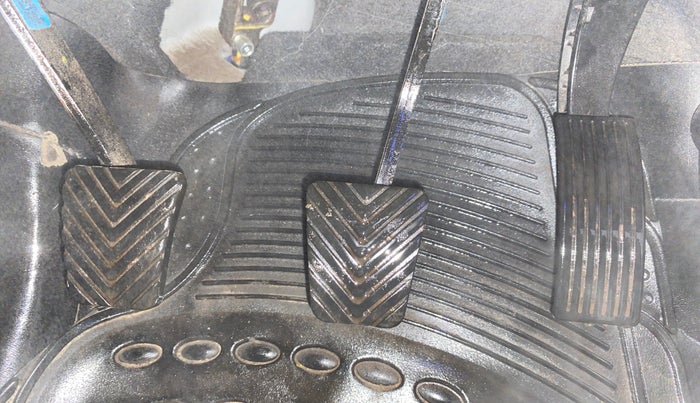 2023 Hyundai NEW I20 ASTA 1.2 MT, Petrol, Manual, 33,670 km, Pedals