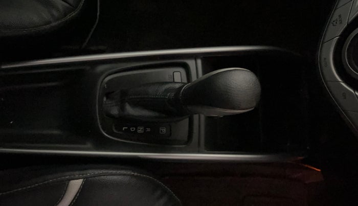 2017 Maruti Baleno ZETA CVT PETROL 1.2, Petrol, Automatic, 60,607 km, Gear Lever