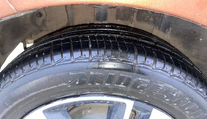 2017 Tata TIGOR XZ (O) PETROL, Petrol, Manual, 53,433 km, Right Rear Tyre Tread