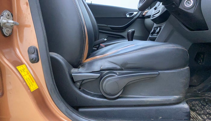2017 Tata TIGOR XZ (O) PETROL, Petrol, Manual, 53,433 km, Driver Side Adjustment Panel