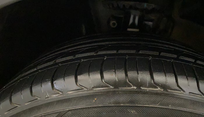 2020 Skoda Rapid ACTIVE 1.0 TSI, Petrol, Manual, 29,835 km, Left Front Tyre Tread