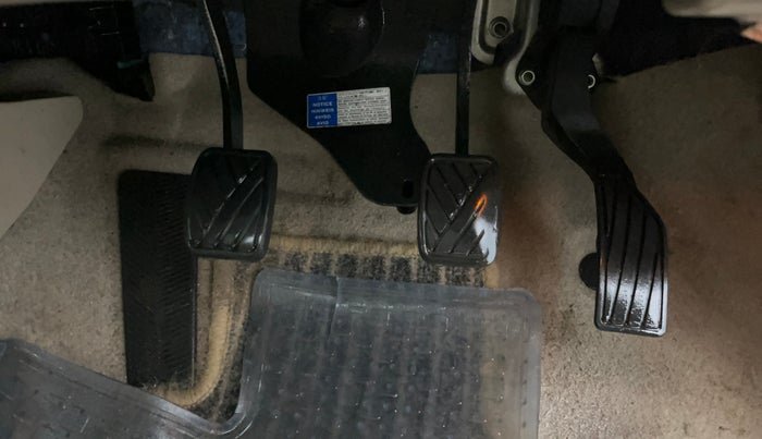 2017 Maruti Ciaz ZXI+, Petrol, Manual, 68,922 km, Pedals