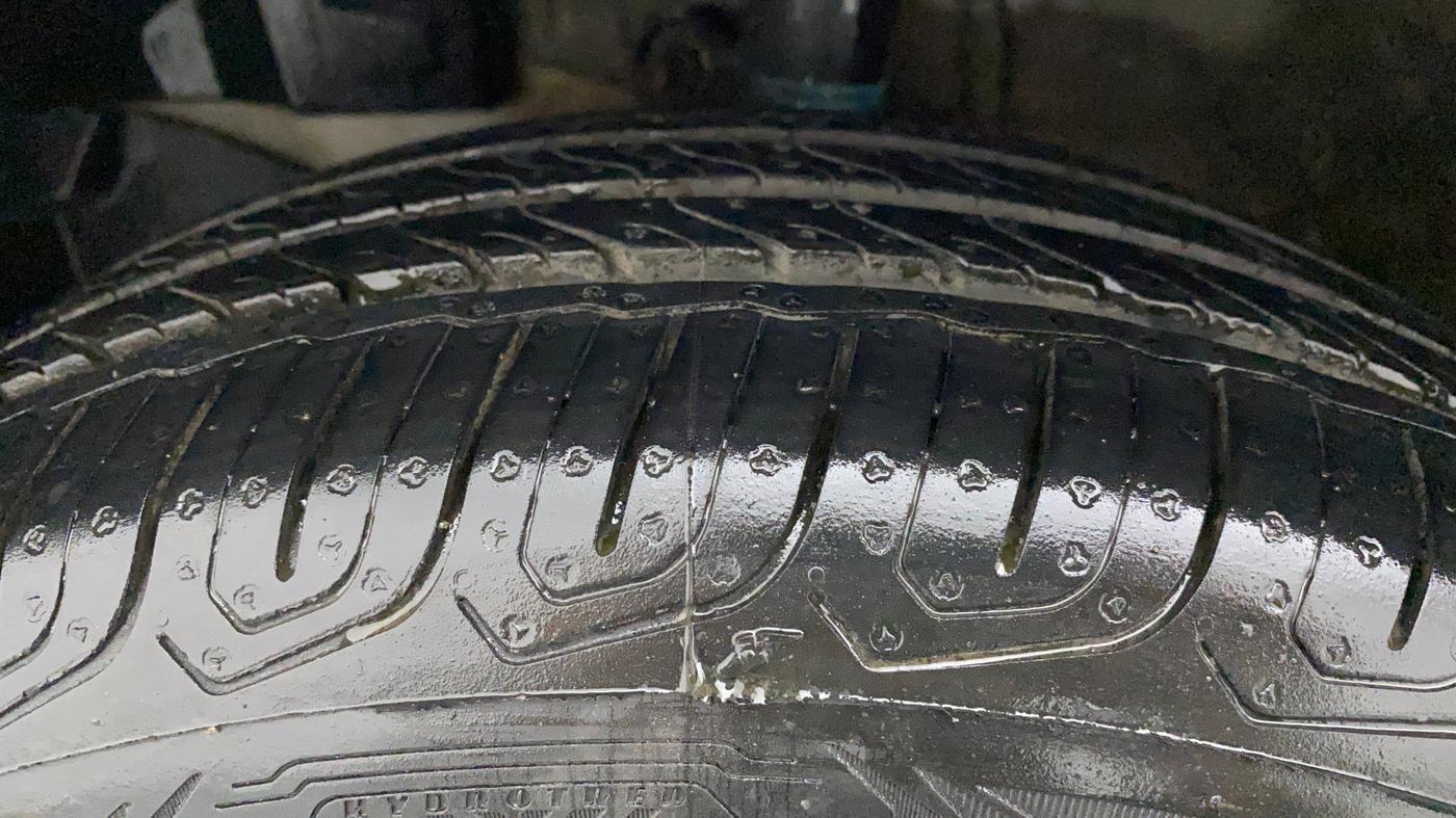 2019 Honda Amaze 1.5L I-DTEC E, Diesel, Manual, 72,162 km, Left Front Tyre Tread