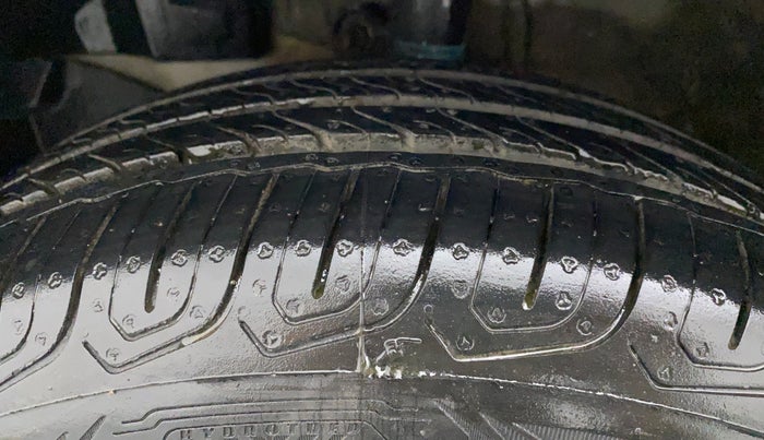 2019 Honda Amaze 1.5L I-DTEC E, Diesel, Manual, 72,162 km, Left Front Tyre Tread