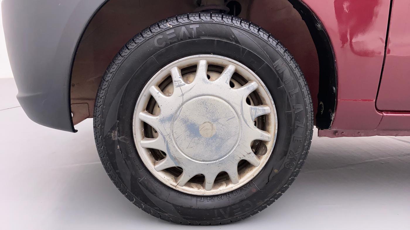 2011 Maruti Alto LXI, CNG, Manual, 85,311 km, Left Front Wheel