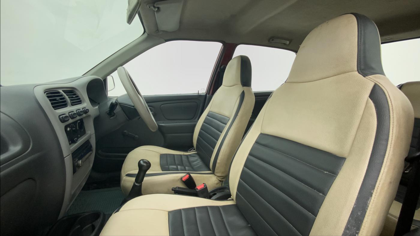 2011 Maruti Alto LXI, CNG, Manual, 85,311 km, Right Side Front Door Cabin